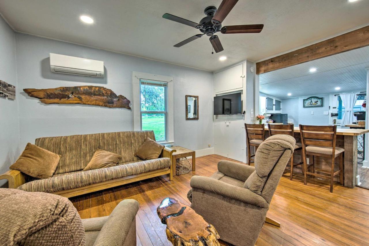 Betty Bs River House Less Than 1 Mi To Blanco State Park! Exterior photo